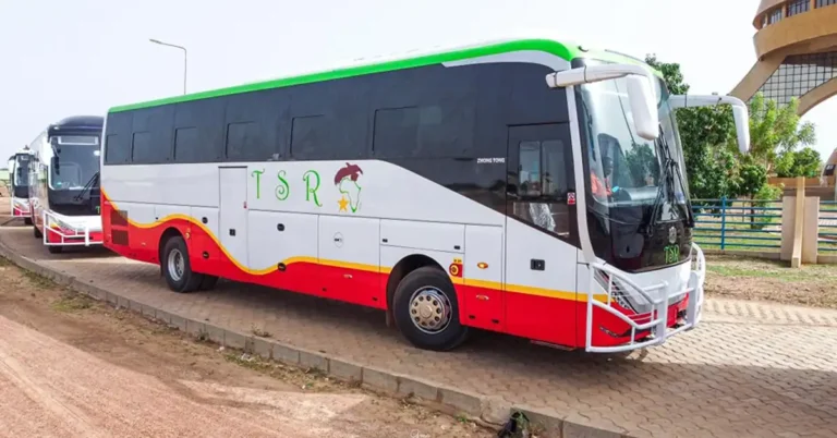 Un car de TSR Transports en circulation