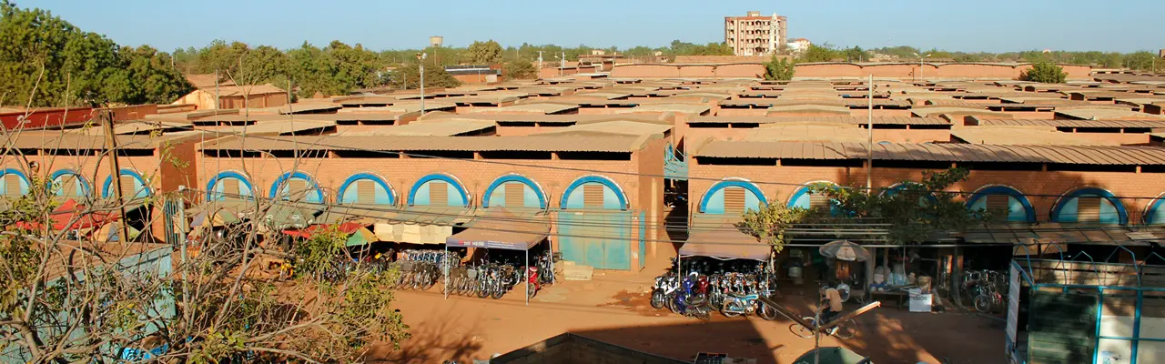 Vu du ciel du grand marché de Koudougou